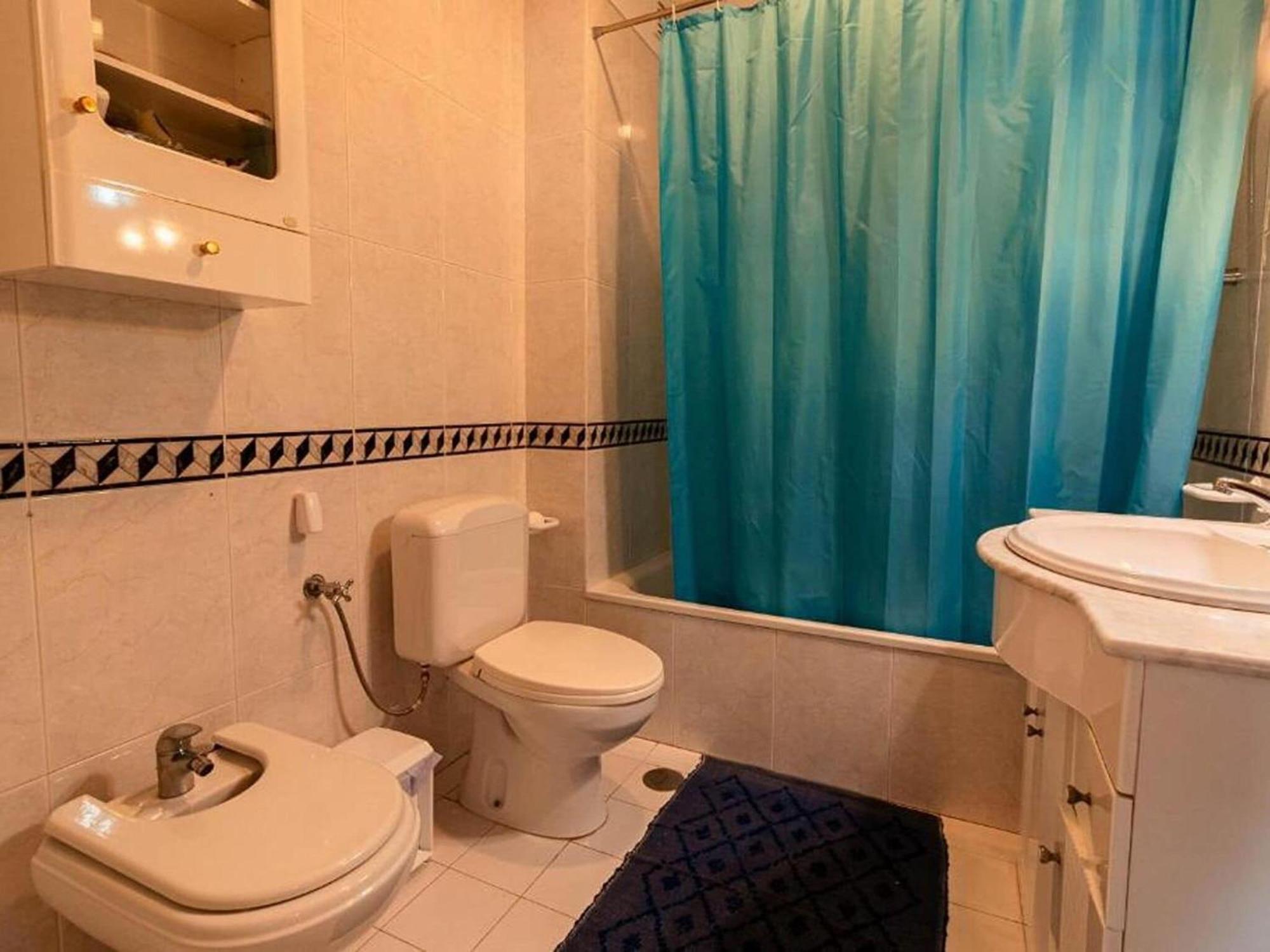 Modern In With Sea Views *