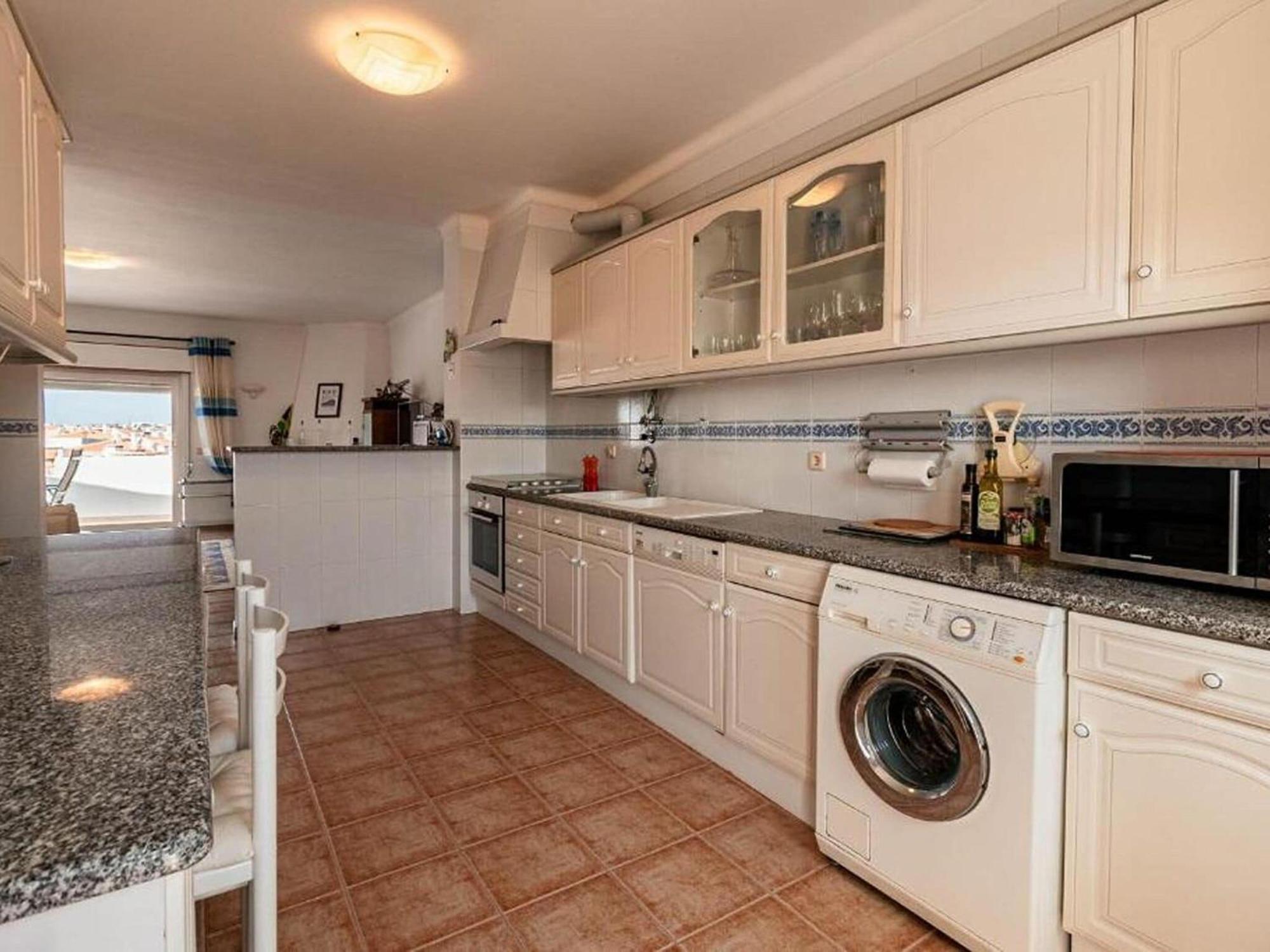 Modern In With Sea Views Appartement